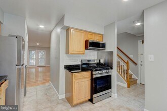 3934 Chesterwood Dr in Silver Spring, MD - Building Photo - Building Photo
