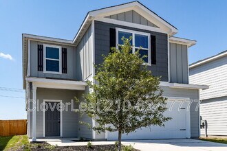 4135 Trail de Paris in New Braunfels, TX - Building Photo - Building Photo