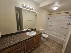 4642 S 1900 W in Roy, UT - Building Photo - Building Photo