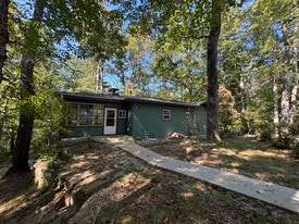 10 Lakemont Cottage Trail in Flat Rock, NC - Building Photo
