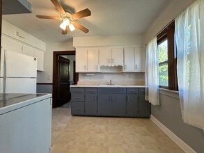 4406 Gifford Ave, Unit 2B in Cleveland, OH - Building Photo - Building Photo