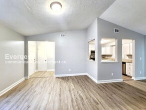 2431 Corner Shoals Dr in Decatur, GA - Building Photo - Building Photo
