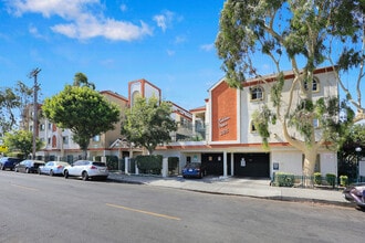 Colden Oaks in Los Angeles, CA - Building Photo - Building Photo