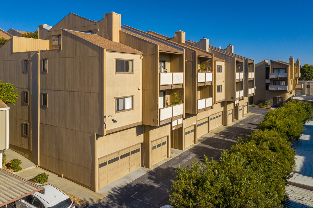 20 Marcie Cir in South San Francisco, CA - Foto de edificio