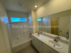 1484 W Sunset Way in Carson City, NV - Building Photo - Building Photo