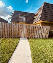 4626 Cherry Rd in West Palm Beach, FL - Building Photo - Building Photo