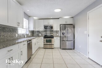 4006 NW 76th Ave in Coral Springs, FL - Building Photo - Building Photo