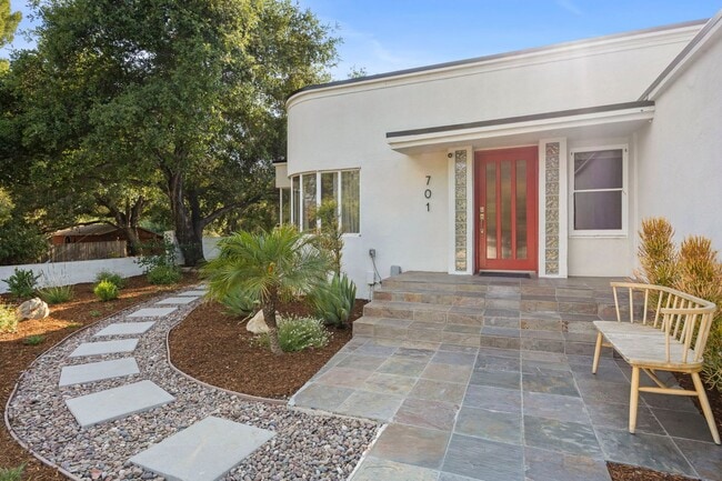 property at 701 Canada St