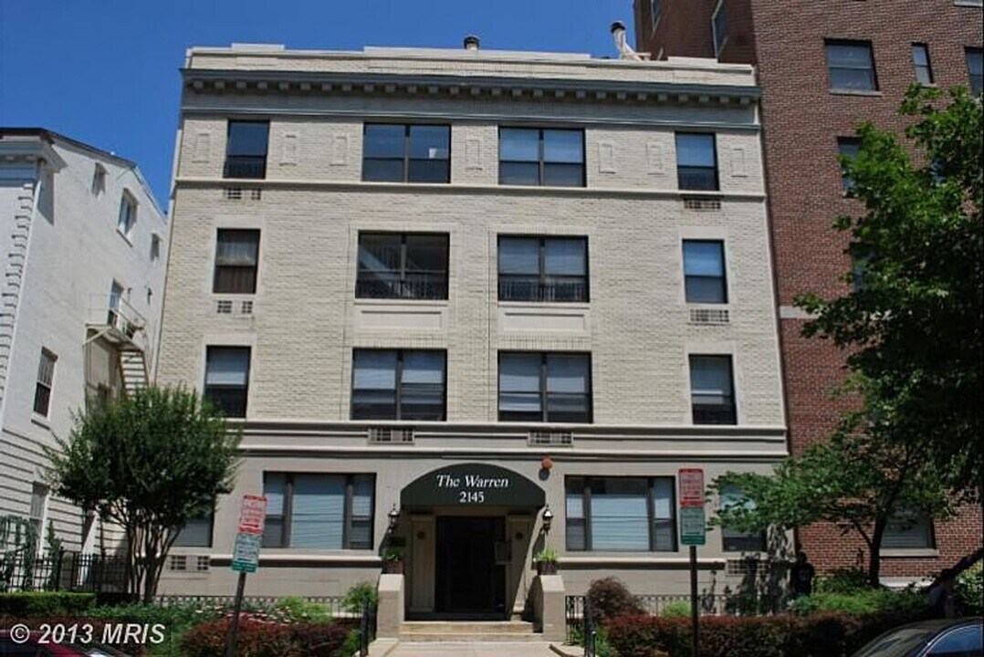 2145 California St NW in Washington, DC - Building Photo