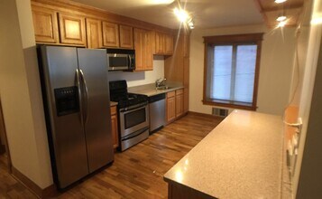 443 W Eugenie St in Chicago, IL - Building Photo - Building Photo