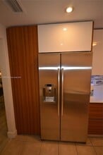 3801 S Ocean Dr, Unit 1D in Hollywood, FL - Building Photo - Building Photo