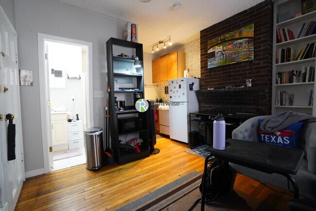 41 Anderson St, Unit 1-1 in Boston, MA - Building Photo - Building Photo