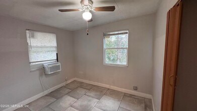 1245 W 30th St, Unit 4 in Jacksonville, FL - Building Photo - Building Photo