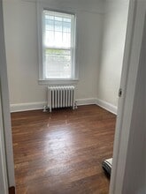 215 Sedgwick Ave in Yonkers, NY - Building Photo - Building Photo