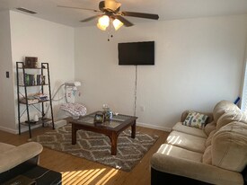 3600 SW 23rd St, Unit 26 in Gainesville, FL - Building Photo