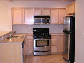4250 Spring Creek Ln in Bellingham, WA - Building Photo - Building Photo