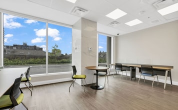 Hespeler House - Student Living in Waterloo, ON - Building Photo - Building Photo