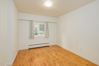 Peter Wall - Yorkshire in Vancouver, BC - Building Photo - Interior Photo