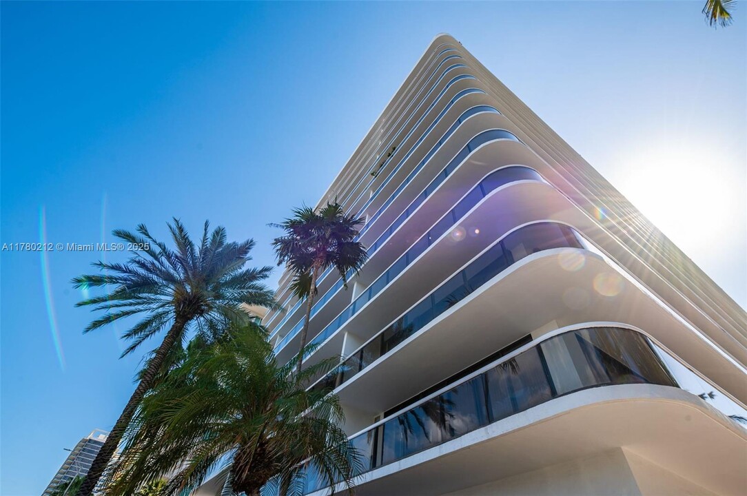 9455 Collins Ave in Surfside, FL - Building Photo