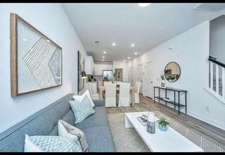1503 Twin Rivers Dr in Charleston, SC - Building Photo - Building Photo