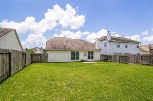 1052 Windy Grove Ln in Conroe, TX - Building Photo