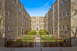 1916 W Winona St, Unit 3 in Chicago, IL - Building Photo
