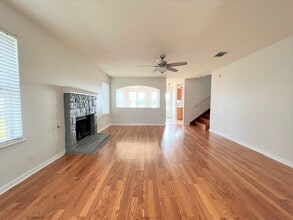 740 Winborne Way in Buda, TX - Building Photo - Building Photo