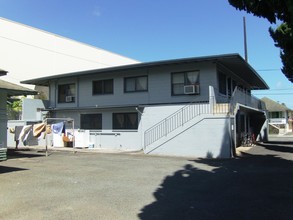 820 Ekela Ave in Honolulu, HI - Building Photo - Building Photo