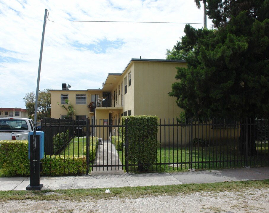 1610 NW 19th St in Miami, FL - Building Photo