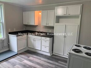 34 6th St in Old Town, ME - Building Photo - Building Photo