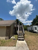 1750 Hamilton Ave in Orange City, FL - Building Photo