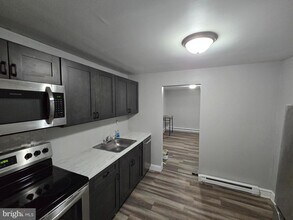 121 W Jersey Ave in Pitman, NJ - Building Photo - Building Photo