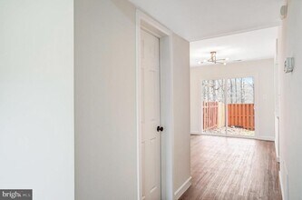 14625 Earlham Ct in Woodbridge, VA - Building Photo - Building Photo