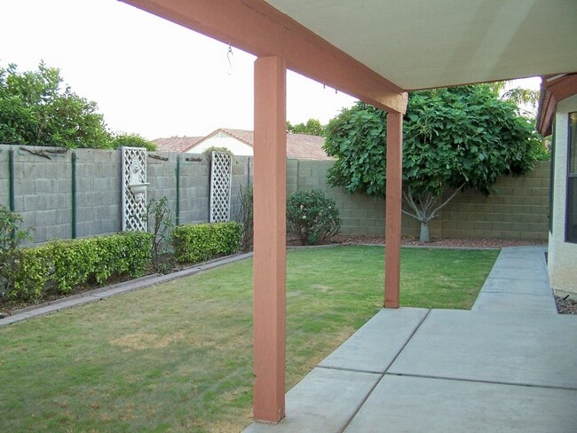 7211 W Morrow Dr in Glendale, AZ - Building Photo - Building Photo