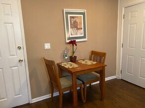 15340 Hart St, Unit Comfy ADU Studio in Van Nuys, CA - Building Photo - Building Photo