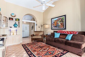 14405 W Greystone Dr in Sun City West, AZ - Foto de edificio - Building Photo