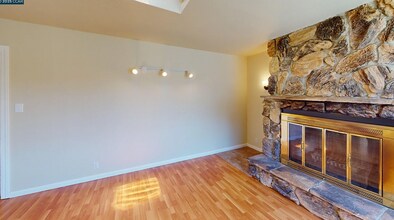 2029 Sutter Ave in San Pablo, CA - Building Photo - Building Photo