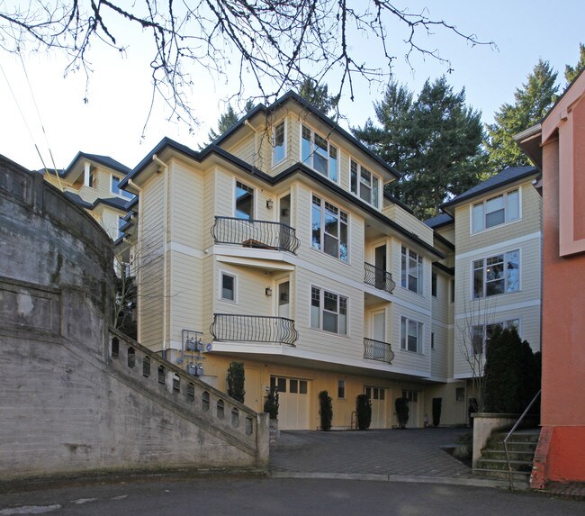 Washington Park Townhome Condominiums in Portland, OR - Building Photo - Building Photo