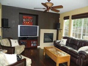 1203 Ferry Cir in Folsom, CA - Building Photo - Building Photo