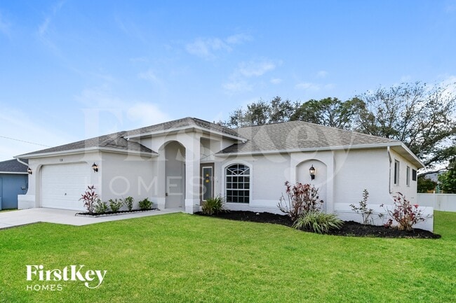 118 NE 6th Ave in Cape Coral, FL - Building Photo - Building Photo