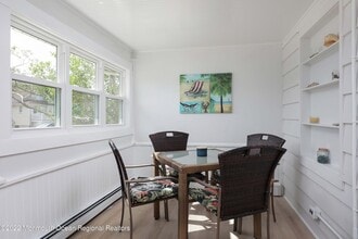 1233 Oakwood Rd in Belmar, NJ - Building Photo - Building Photo