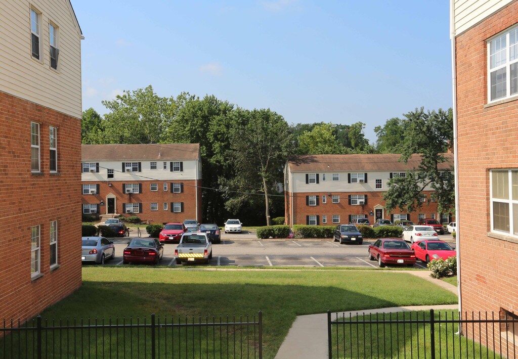 Addison Chapel Apartments in Capitol Heights, MD