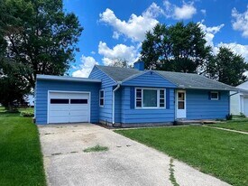 128 N Beech St in Princeton, IL - Building Photo