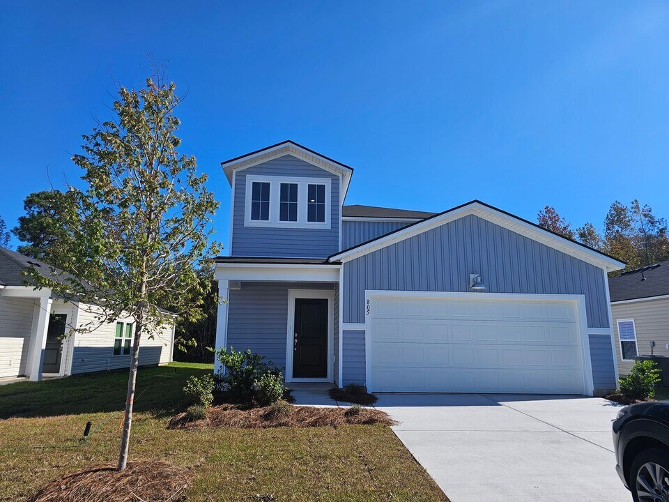 805 Wapama St in Little River, SC - Building Photo