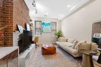 123 Willow Ave in Hoboken, NJ - Building Photo - Building Photo