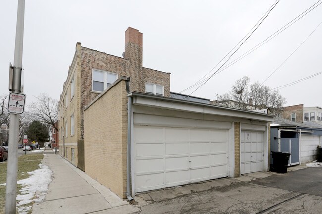 3004-3010 N Karlov Ave in Chicago, IL - Foto de edificio - Building Photo