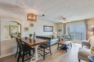 969 W Beach Blvd in Gulf Shores, AL - Building Photo - Building Photo