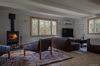 91 Old Queens Hwy in Kerhonkson, NY - Building Photo - Building Photo