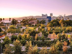 The Waverly in Santa Monica, CA - Building Photo - Building Photo