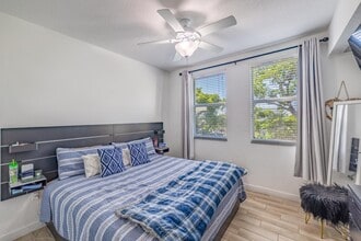 Water's Edge Apartment Homes in Miami, FL - Foto de edificio - Interior Photo